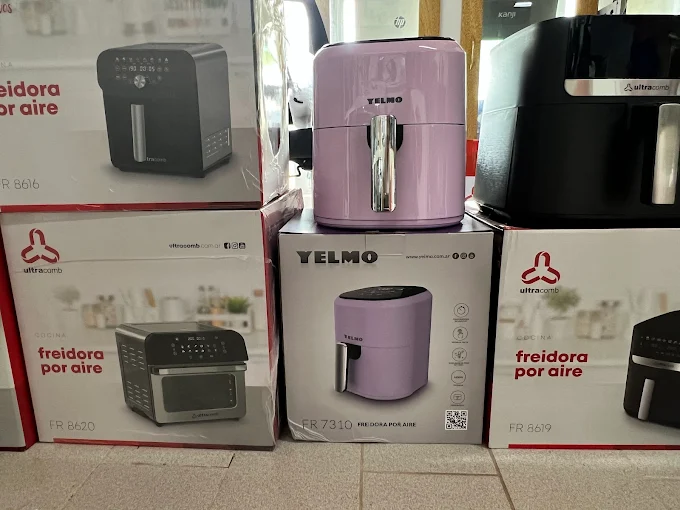 Interior de Tech Home: heladeras y termotanques